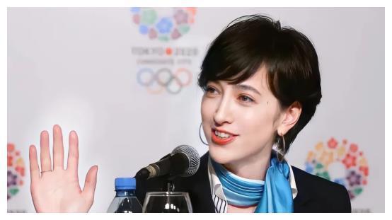 娱乐圈男明星吃瓜语录图,笑料百出,揭秘明星圈幕后趣闻